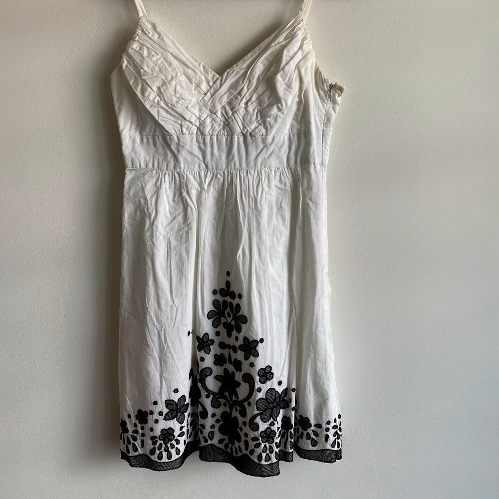 GUESS White Linen Dress